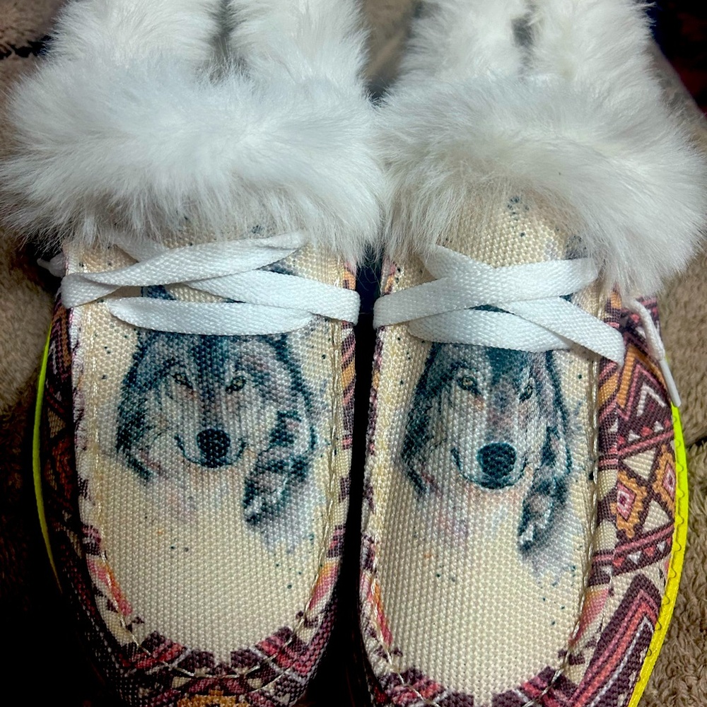 Women’s Moccasins